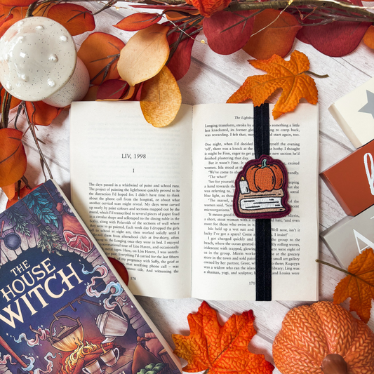 Pumpkin Book Stack Back Band