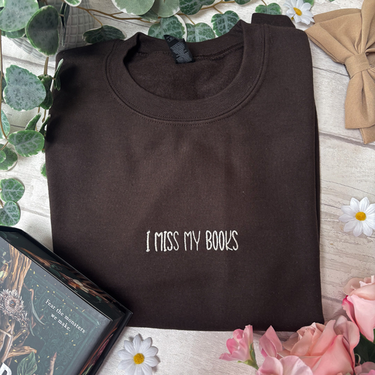S - I Miss my Books Brown with Cream Sweatshirt
